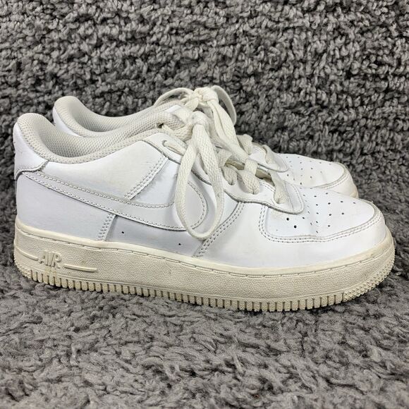Nike Air Force 1 Triple White Kids Youth Size 5Y - Picture 3 of 8